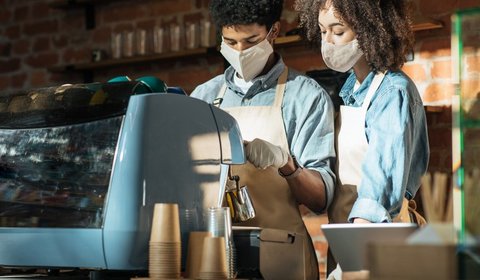 Projeto que obriga estados e municípios a fazerem concurso para professores ganha urgência na Câmara