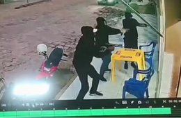 Ataque a tiros deixa dois mortos  e quatro feridos em bar de Xique-Xique na noite desta quinta (26)