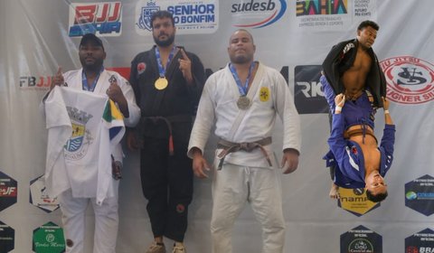 Projeto que obriga estados e municípios a fazerem concurso para professores ganha urgência na Câmara