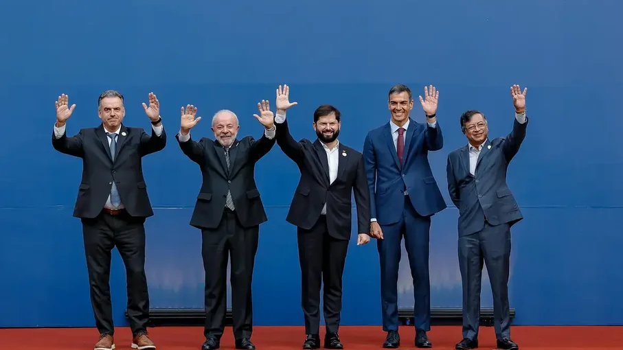 Brasil, Chile, Colômbia, Uruguai e Espanha defendem democracia
