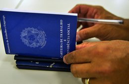 Brasil cria mais de 147 mil empregos com carteira assinada em agosto