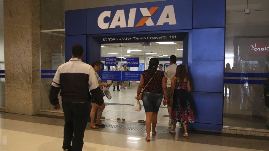 Caixa libera abono salarial para nascidos em maio e junho