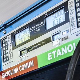 Governo anuncia aumento do etanol na gasolina para 30%