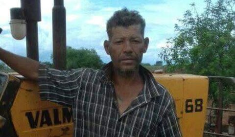 Projeto que obriga estados e municípios a fazerem concurso para professores ganha urgência na Câmara