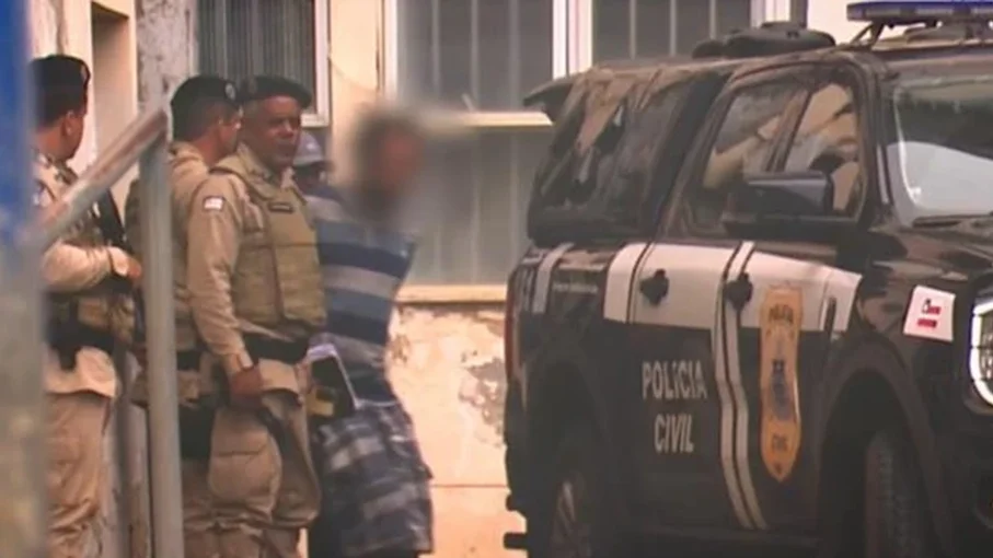 Homem confessa participação no assassinato de três mulheres em praia da Bahia