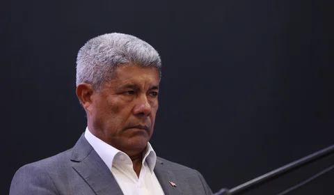 Justiça dá 20 dias para Jerônimo Rodrigues se explicar sobre pedidos de empréstimos de R$ 23 bilhões