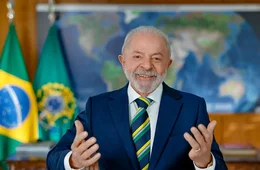 Lula amplia vantagem em  primeiro turno e venceria  a todos no segundo turno,  aponta pesquisa