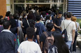 Lula sanciona ampliação de cotas para negros e indígenas em concursos