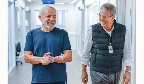 Projeto que obriga estados e municípios a fazerem concurso para professores ganha urgência na Câmara