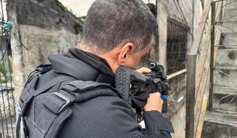 Mais de 30 suspeitos são presos na Bahia em operação policial contra o Comando Vermelho