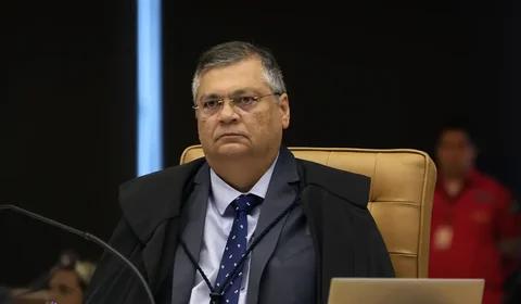 STF tem dois votos para manter execução de penas da trama golpista