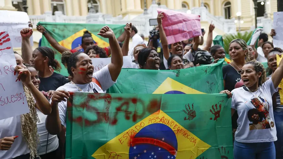 Testemunhas denunciam execuções e torturas no Rio: "carnificina"